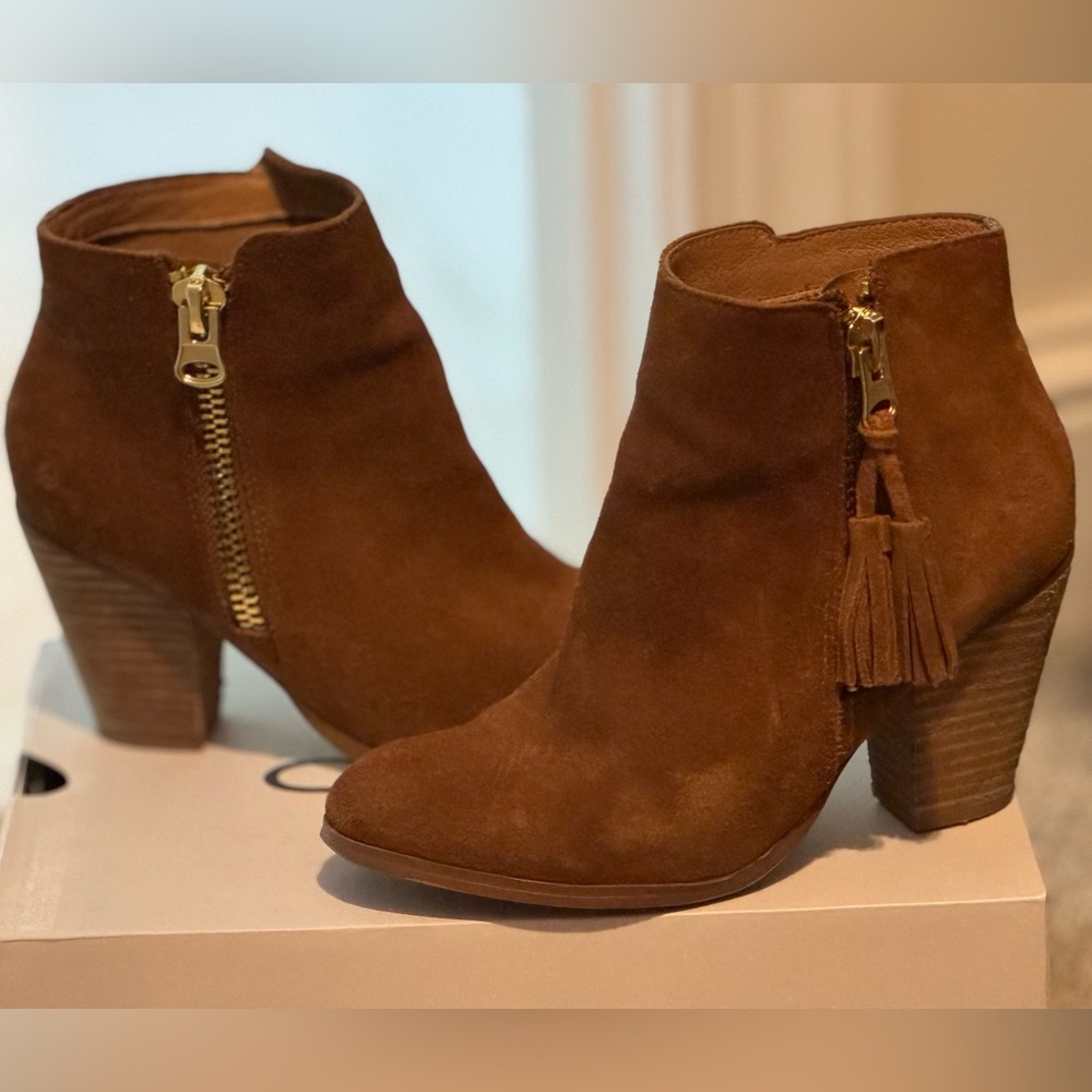 Aldo Asoeweil Chestnut Suede Ankle Booties